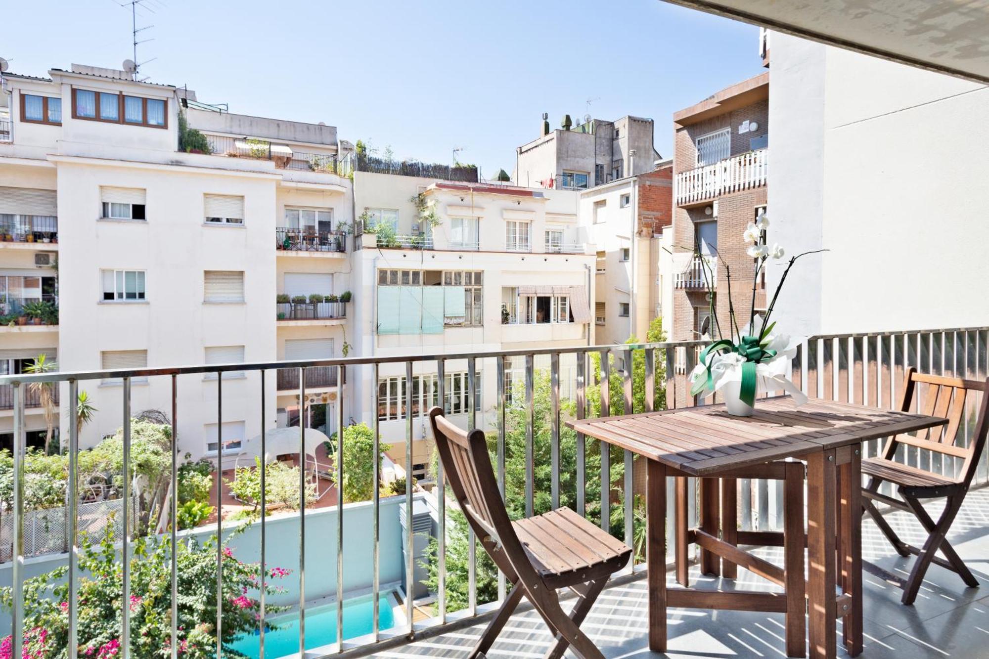 Apartment Barcelona Rentals - Sarria Apartments Near Center Номер фото
