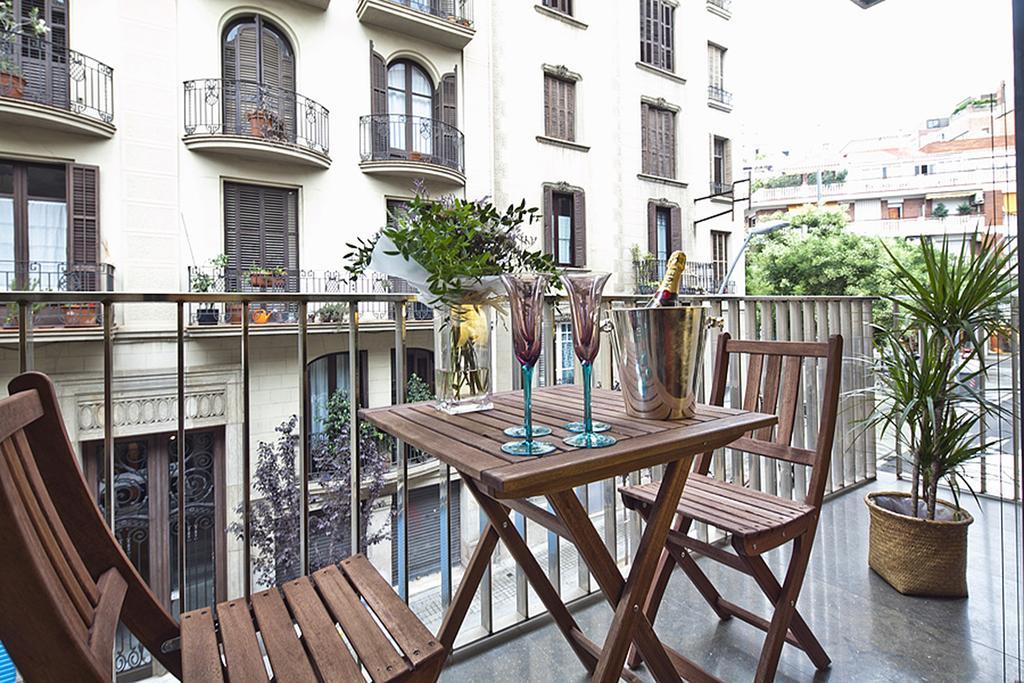 Apartment Barcelona Rentals - Sarria Apartments Near Center Экстерьер фото